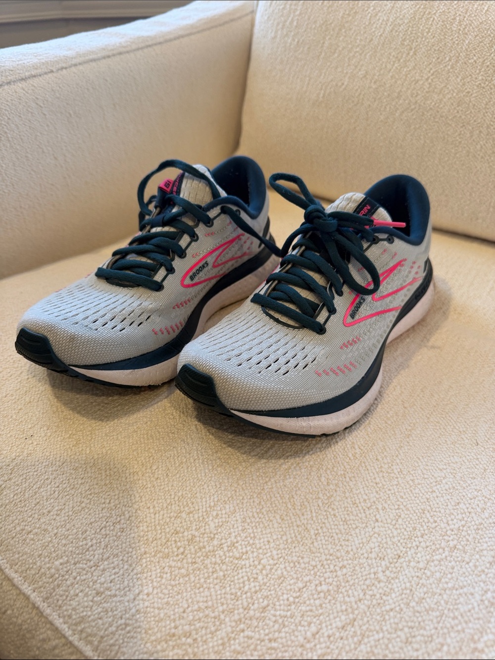Brooks Women’s Running Sneakers - Light Gray with Pink and Dark Teal